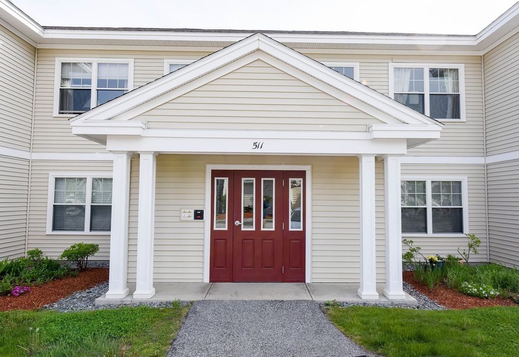 511 Main St D, Groton, MA 01450