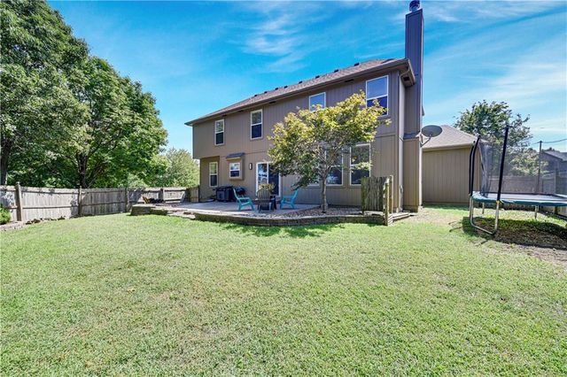 19480 W 207TH Terrace, Spring Hill, KS 66083