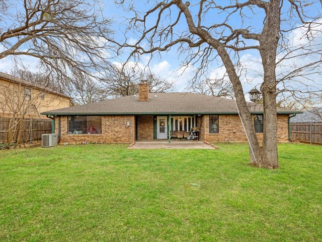 6619 Saddle Ridge Road, Arlington, TX 76016
