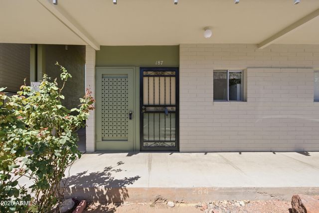 6125 E INDIAN SCHOOL Road 187, Scottsdale, AZ 85251