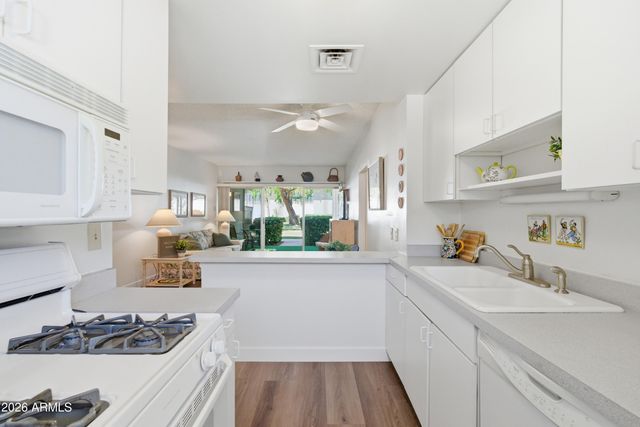 6125 E INDIAN SCHOOL Road 187, Scottsdale, AZ 85251