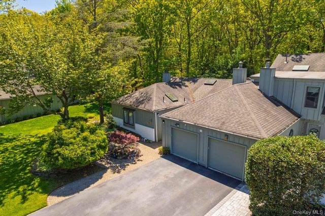 35 Timberline Circle, Port Jefferson, NY 11777