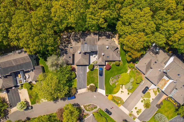 35 Timberline Circle, Port Jefferson, NY 11777
