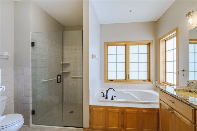 3959 Arlington Drive, Woodbury, MN 55129