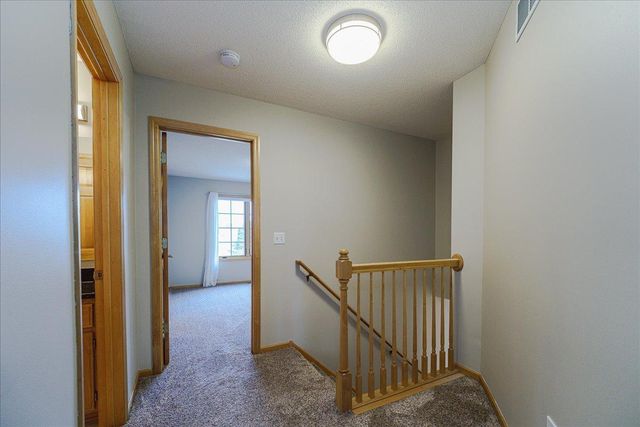 3959 Arlington Drive, Woodbury, MN 55129