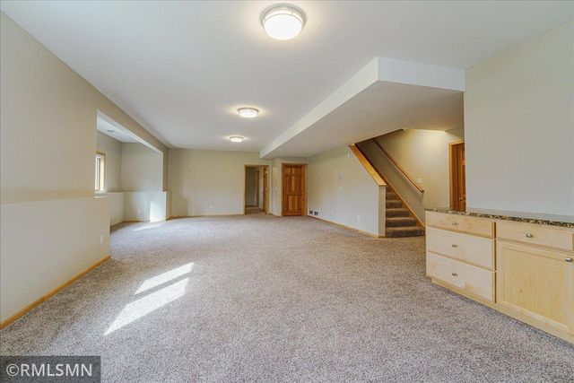 3959 Arlington Drive, Woodbury, MN 55129