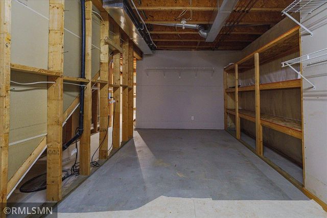 3959 Arlington Drive, Woodbury, MN 55129