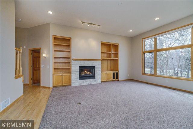 3959 Arlington Drive, Woodbury, MN 55129