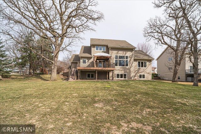3959 Arlington Drive, Woodbury, MN 55129
