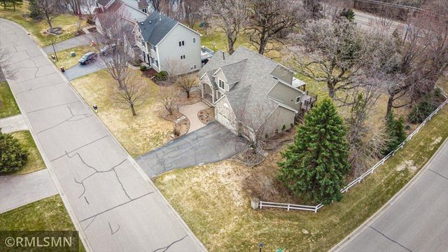 3959 Arlington Drive, Woodbury, MN 55129