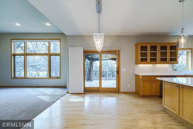 3959 Arlington Drive, Woodbury, MN 55129