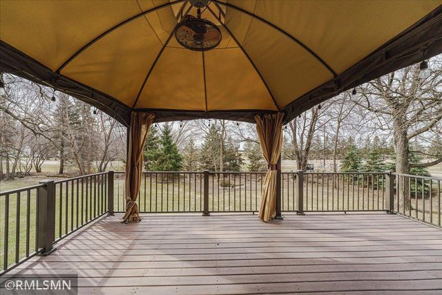 3959 Arlington Drive, Woodbury, MN 55129