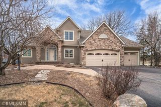 3959 Arlington Drive, Woodbury, MN 55129