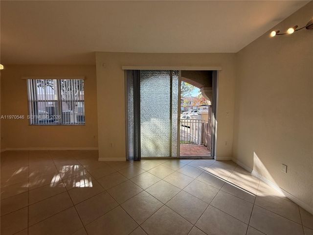 8936 W Flagler St 102, Miami, FL 33174