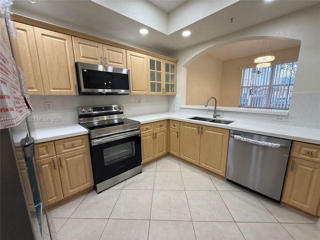 8936 W Flagler St 102, Miami, FL 33174