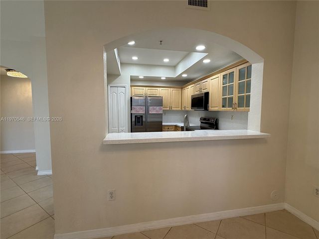 8936 W Flagler St 102, Miami, FL 33174