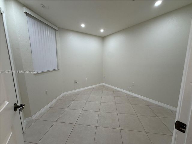 8936 W Flagler St 102, Miami, FL 33174