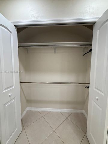 8936 W Flagler St 102, Miami, FL 33174