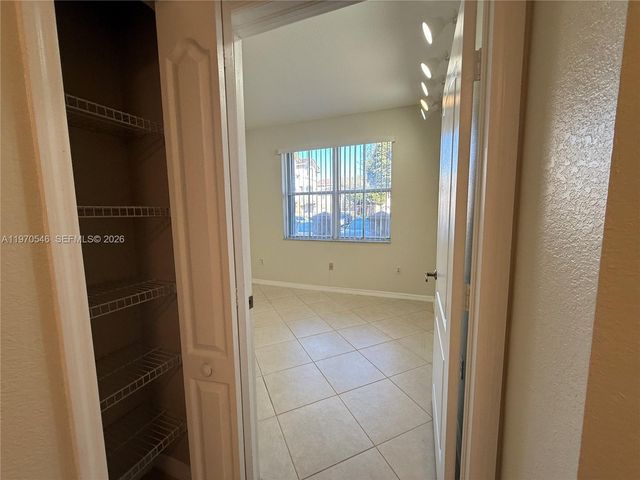 8936 W Flagler St 102, Miami, FL 33174