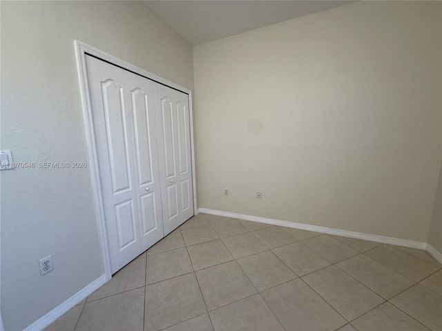 8936 W Flagler St 102, Miami, FL 33174