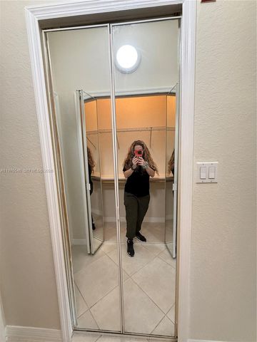 8936 W Flagler St 102, Miami, FL 33174