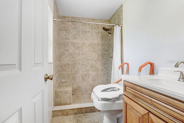 1203 LYNN AVENUE, Auburndale, FL 33823