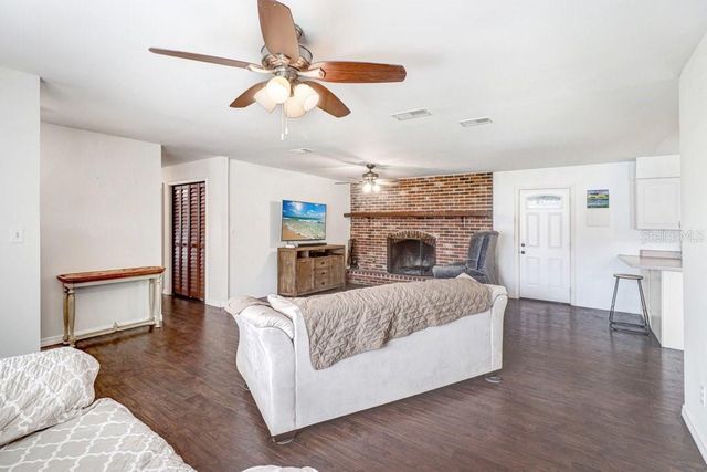 1203 LYNN AVENUE, Auburndale, FL 33823
