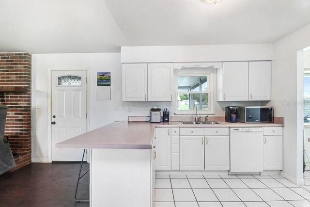 1203 LYNN AVENUE, Auburndale, FL 33823