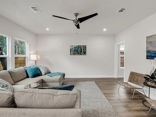 5204 Slate Street, Fort Worth, TX 76114