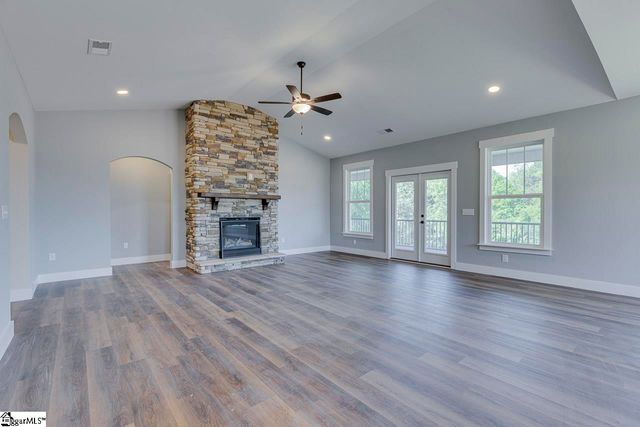 102 Powell Court, Easley, SC 29640