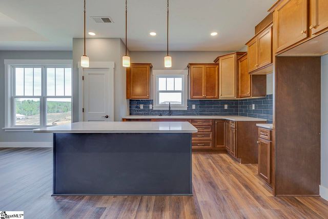 102 Powell Court, Easley, SC 29640