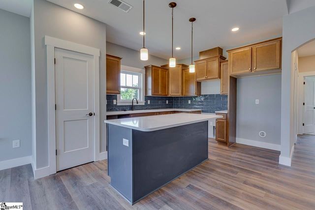 102 Powell Court, Easley, SC 29640