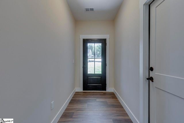 102 Powell Court, Easley, SC 29640