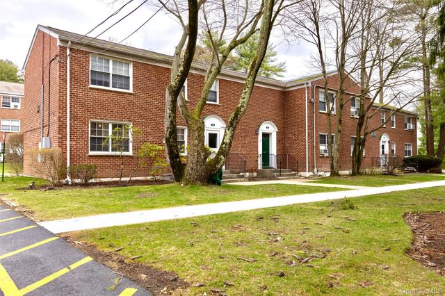 15 Fieldstone Drive 143, Hartsdale, NY 10530