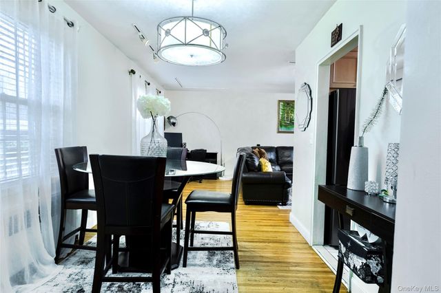 15 Fieldstone Drive 143, Hartsdale, NY 10530