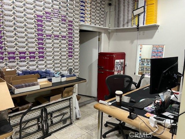 3825 Fountain Avenue, Los Angeles, CA 90029