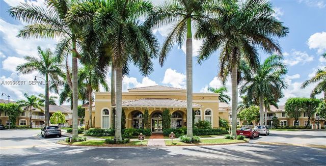 8956 W Flagler St 206, Miami, FL 33174