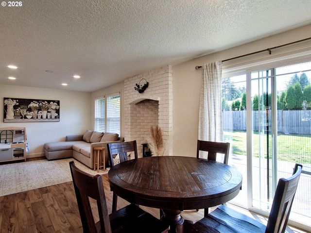 8206 Sw PONCA Ct, Tualatin, OR 97062