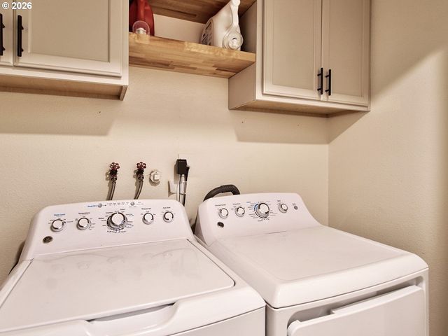 8206 Sw PONCA Ct, Tualatin, OR 97062