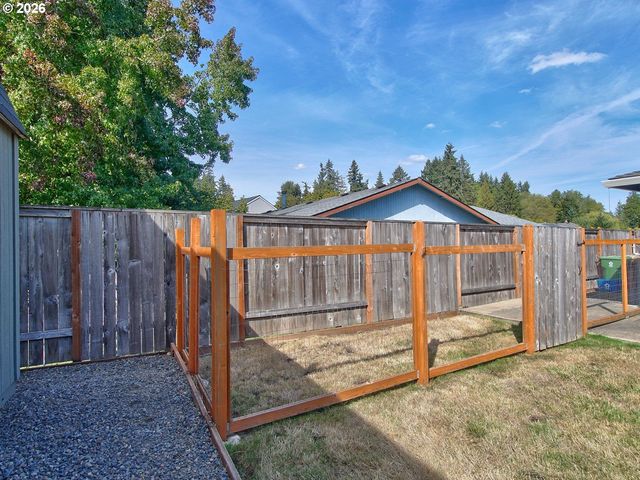 8206 Sw PONCA Ct, Tualatin, OR 97062