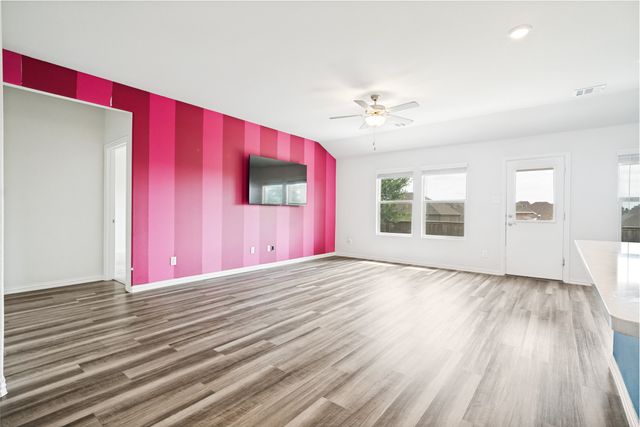 5573 Cypress Willow Bend, Fort Worth, TX 76126