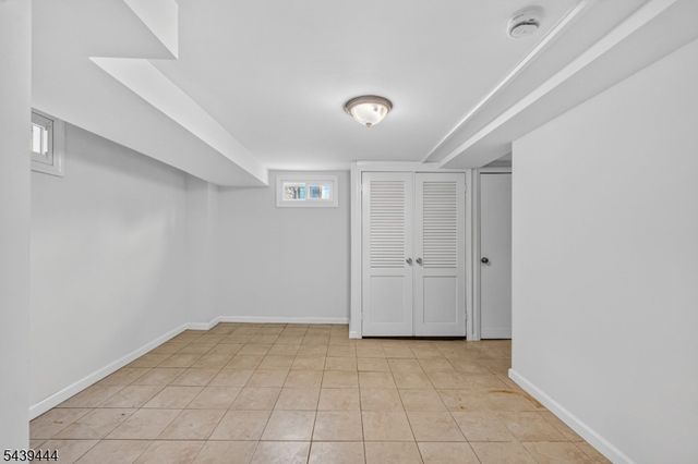 1380 Hamilton St, Elizabeth City, NJ 07208