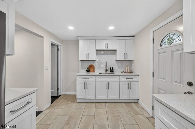 1380 Hamilton St, Elizabeth City, NJ 07208