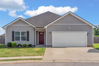 805 Waldon Ct, Clarksville, TN 37042