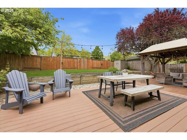 12621 Sw SORREL DOCK Ct, Portland, OR 97223