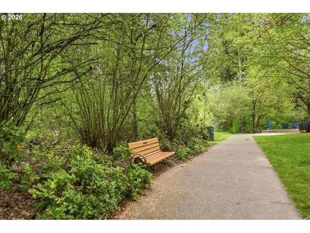 12621 Sw SORREL DOCK Ct, Portland, OR 97223