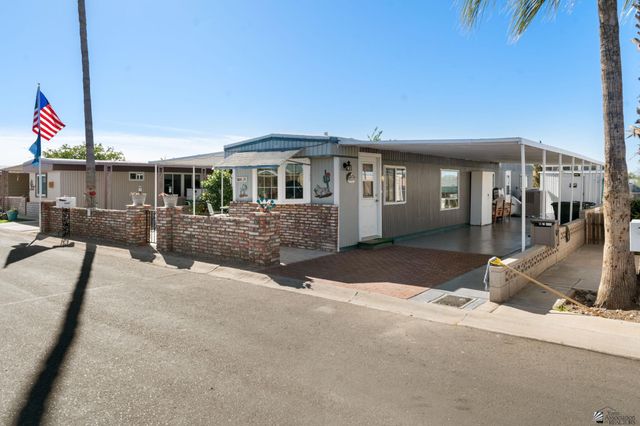 3658 S Yucca Dr, Yuma, AZ 85364
