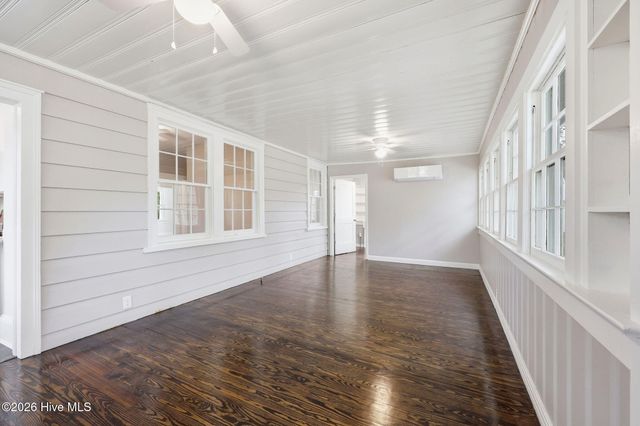 205 E 11th Street, Washington, NC 27889