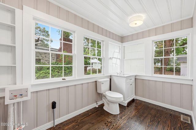 205 E 11th Street, Washington, NC 27889