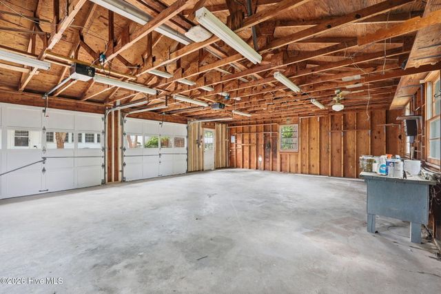 205 E 11th Street, Washington, NC 27889